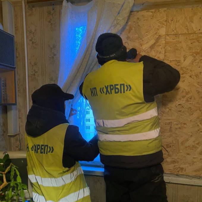 У Харкові падіння ворожого БПЛА пошкодило сотні вікон і балконів